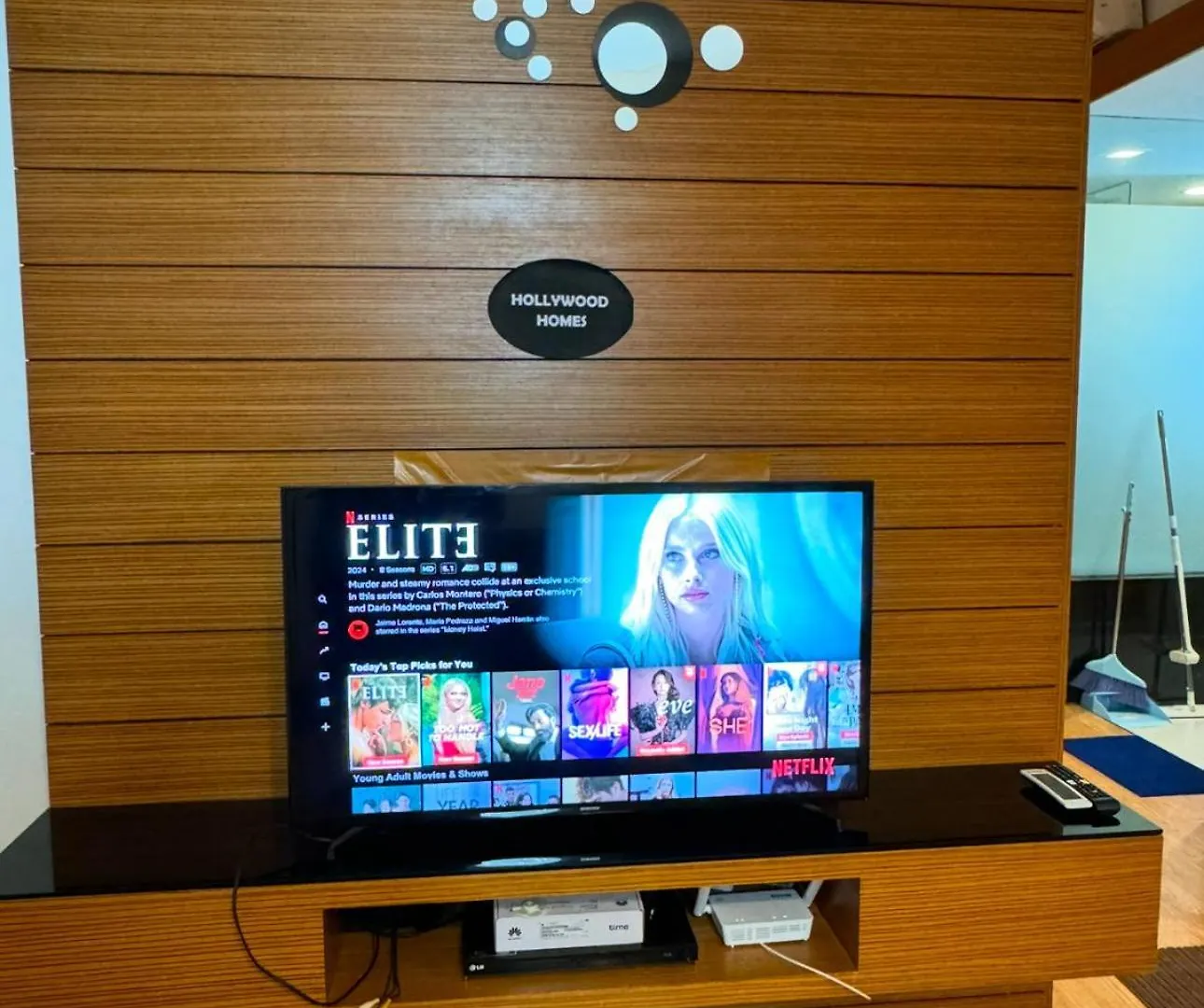 Kl Sentral Dua Sentral Cozy Homestay Apartments By Hollywood Homes #Freecarpark Kuala Lumpur Aparthotel